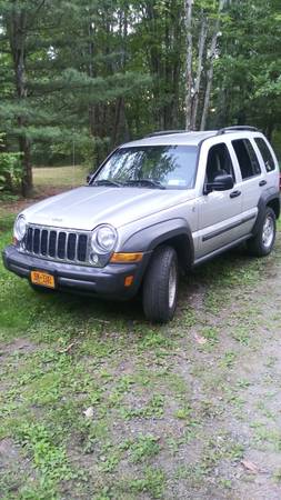 2006 jeep liberty 4x4 for sale in Chenango Forks, NY