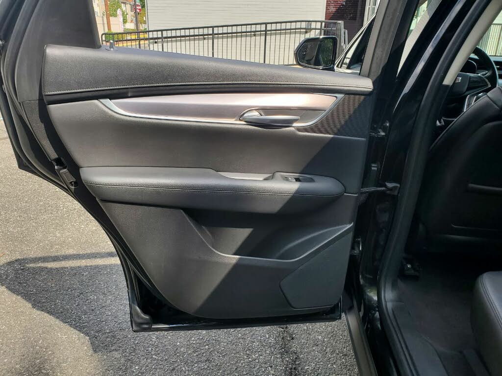 2019 Cadillac XT5 Premium Luxury AWD for sale in Colonia, NJ – photo 9