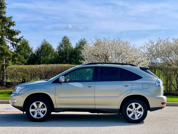 Lexus RX330 ALL WHEEL DRIVE! Beautiful car! - - by for sale in Schaumburg, IL – photo 3