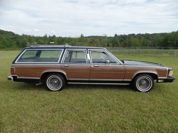 1988 *Mercury* *Grand Marquis* *Colony Park LS* Blue for sale in Johnstown , PA – photo 2