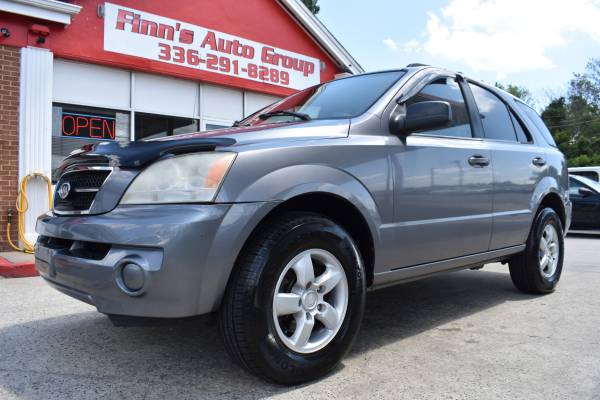 2006 KIA SORENTO LX 4X4 WITH 4 BRAND NEW TIRES JUST INSTALLED**NICE** for sale in Greensboro, NC