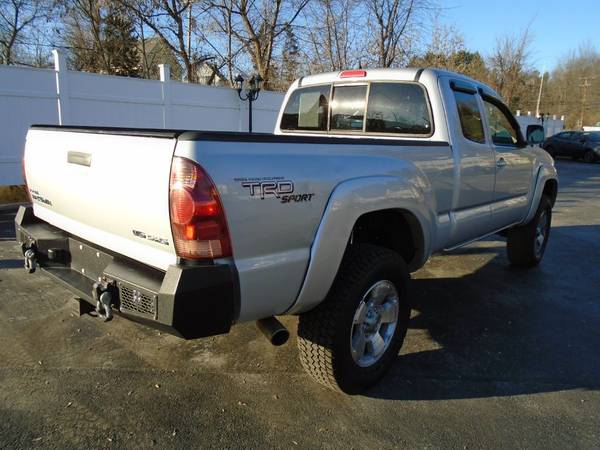 2005 TOYOTA TACOMA TRD-SPORT 4X4 6 SPD M/T NEW FRAME - cars & for sale in Barre, VT – photo 8