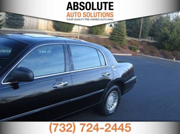 2000 Lincoln Town Car Executive 4dr Sedan - - by for sale in Hamilton, NY – photo 22