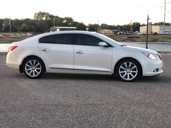 2013 BUICK LACROSSE WHITE LOADED! for sale in Junction City, KS – photo 17