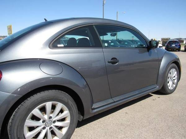 2018 VOLKSWAGEN BEETLE 2 0T (S) PACKAGE - - by dealer for sale in Spearfish, SD – photo 9