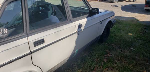 Classic 1993 Volvo 240 for sale in Arnold, MD – photo 10