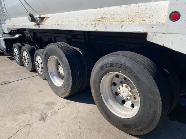 2013 Kenbworth T400 16 Wheel Dump Truck - - by dealer for sale in Phoenix, AZ – photo 12