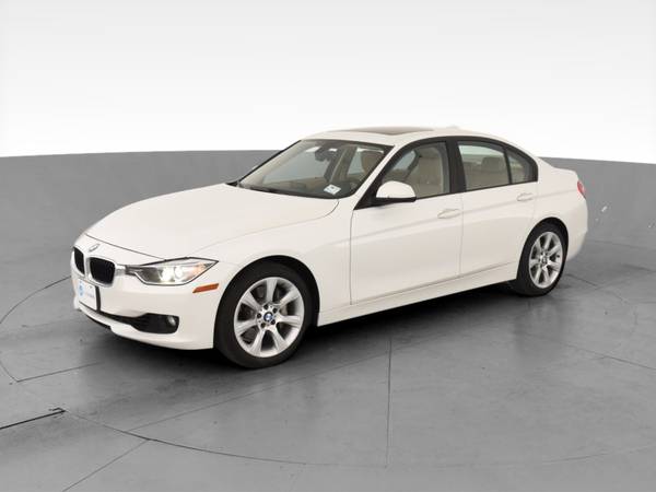 2012 BMW 3 Series 335i Sedan 4D sedan White - FINANCE ONLINE - cars... for sale in Indianapolis, IN – photo 3
