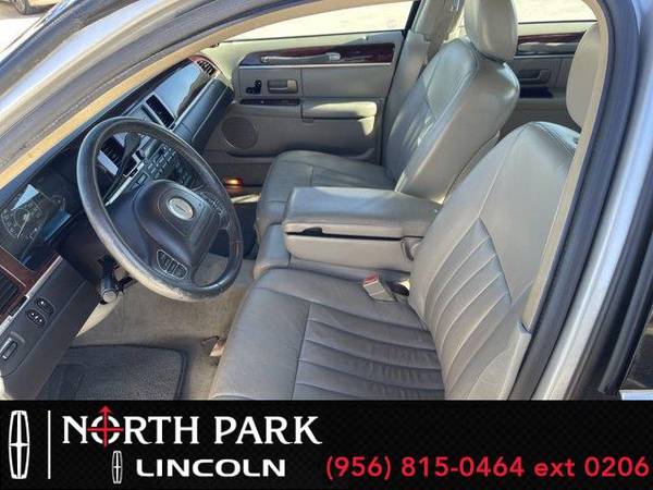 2003 Lincoln Town Car Executive - sedan - - by dealer for sale in San Antonio, TX – photo 9
