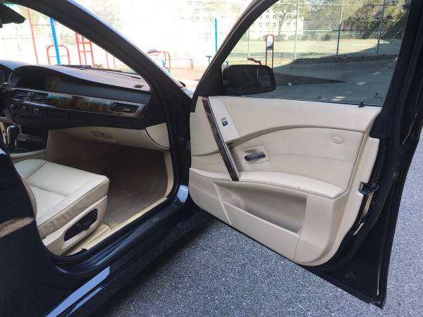 2006 BMW 530XI Wagon AWD Fully loaded Pano roof LOW MILES MINT for sale in Brooklyn, NY – photo 11