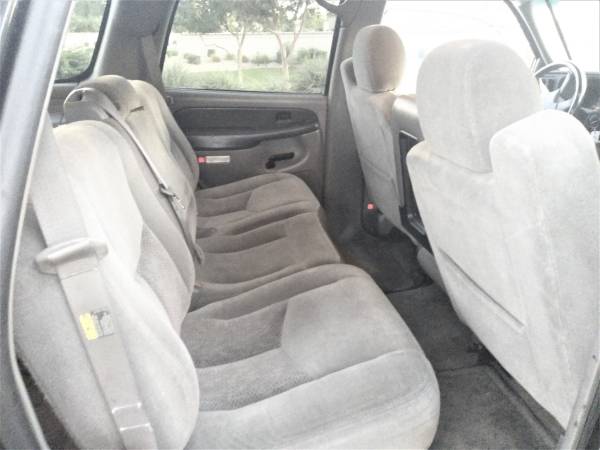 Seats 9 people!* 2003 chevy Tahoe. 3rd row. Clean truck ! for sale in Phoenix, AZ – photo 4