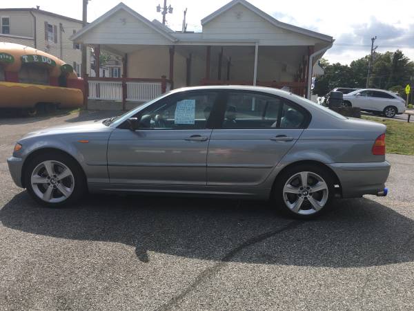 2004’Bmw 330Xi Sedán very clean for sale in Glyndon, MD – photo 3