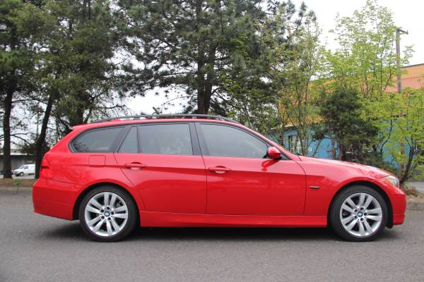 2006 BMW 325xi Touring - 6-Spd Manual, Nav, PDC, Htd Seats, & More!! for sale in Portland, WA – photo 2