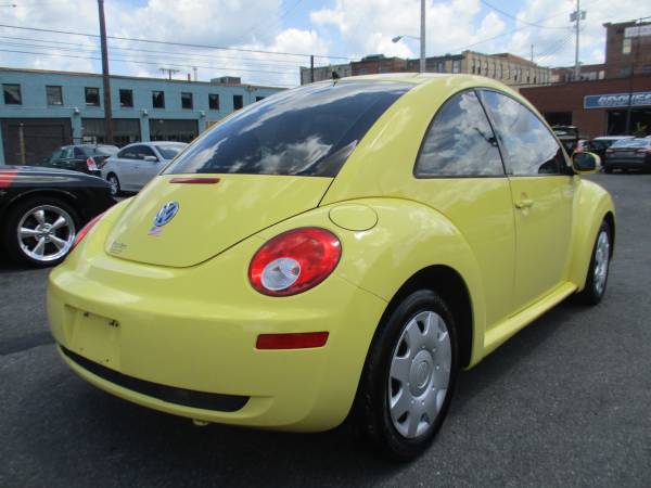 2010 Volkswagen Beetle **Hot Deal/Cold AC & Clean Title** - cars &... for sale in Roanoke, VA – photo 4