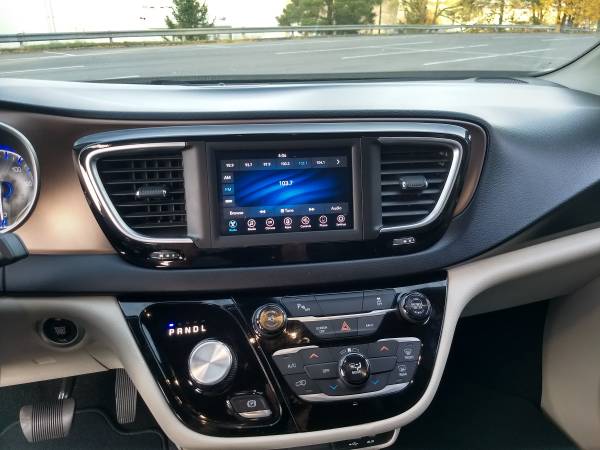 2018 Chrysler Pacifica - cars & trucks - by owner - vehicle... for sale in Syracuse, NY – photo 12