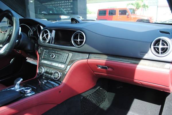 2017 Mercedes-Benz SL-Class SL 450 2dr Convertible Convertible for sale in Miami, NY – photo 16