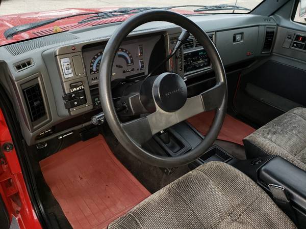 1988 Chevy Blazer S10 4x4 91,072 Original Miles - cars & trucks - by... for sale in Tyler, NV – photo 10