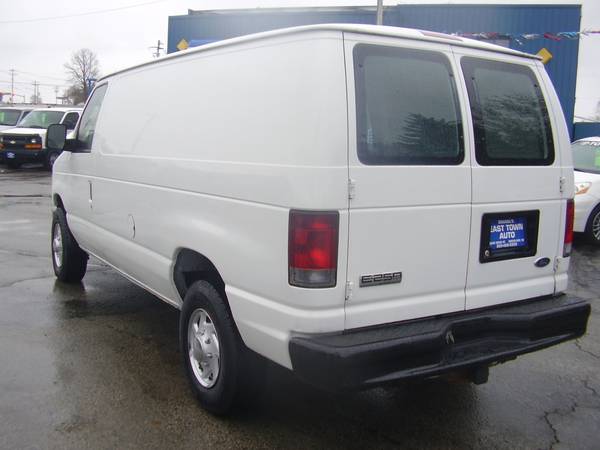 2008 FORD ECONOLINE 250 CARGO VAN for sale in Green Bay, WI – photo 11