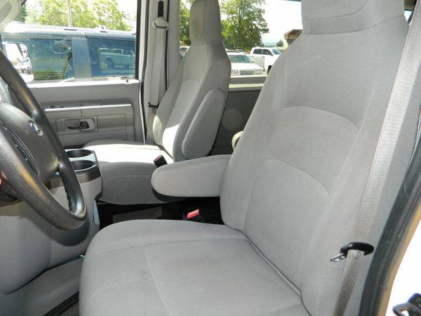 2013 Ford Econoline E350 Super Duty Passenger Van - EXTRA CLEAN!! EZ... for sale in Yelm, WA – photo 12