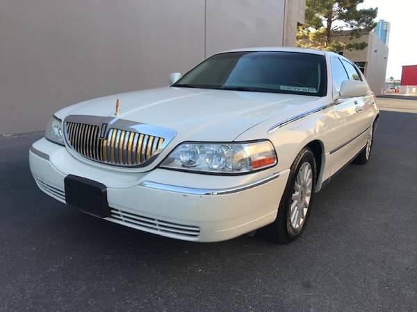 2005 Lincoln Town Car Signature Limited ***CLEAN 129K MILES*** for sale in Las Vegas, NV