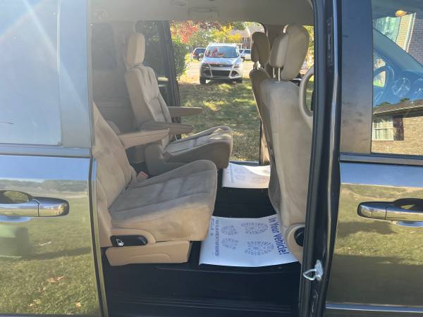 2016 dodge grand van SXT - - by dealer - vehicle for sale in Louisville, KY – photo 13