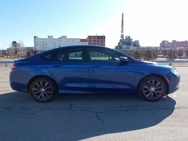 2015 Chrysler 200 S AWD - - by dealer - vehicle for sale in Rochester , NY – photo 8