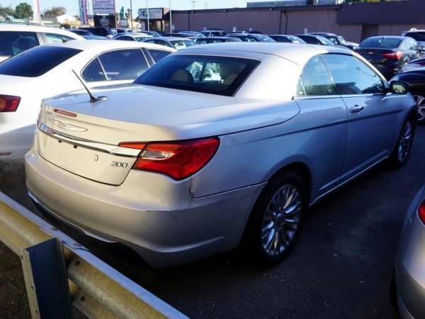 2012 Chrysler 200 Limited Convertible - - by dealer for sale in Other, NY – photo 6