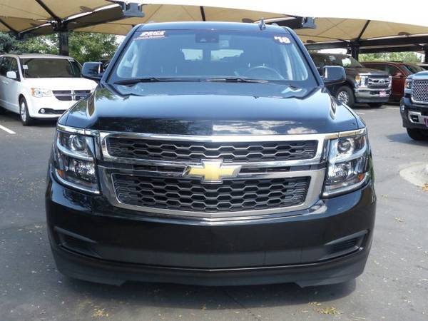 2018 Chevrolet Suburban LT 4x4 4WD Four Wheel Drive SKU:JR365447 for sale in Lonetree, CO – photo 2