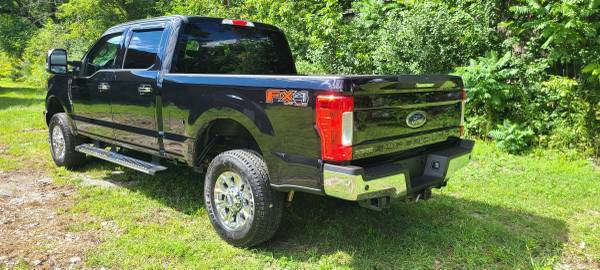 2017 Ford F-250 Super Duty Crew Cab XLT 4WD 6 2L V8 FX4 Off-Road for sale in Center Rutland, VT – photo 4
