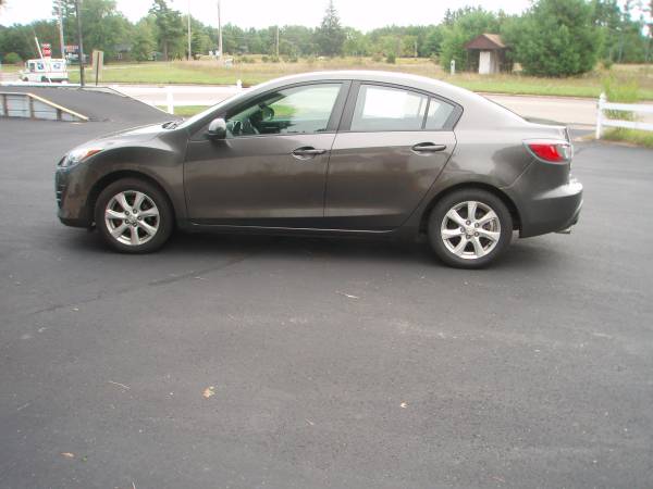 2010 Mazda 3 for sale in Wisconsin Rapids, WI – photo 4