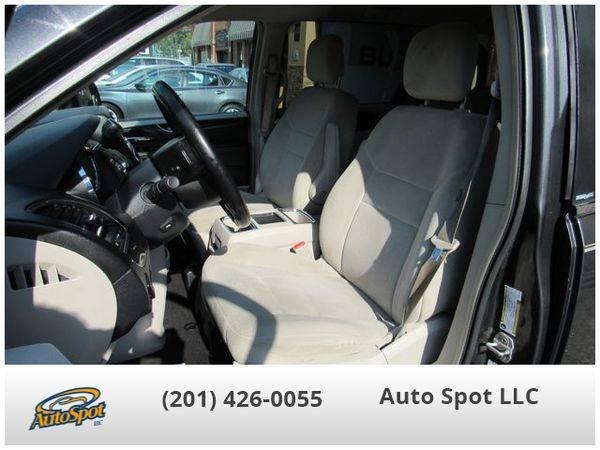 2011 Chrysler Town Country Touring Minivan 4D EZ-FINANCING! for sale in Garfield, NJ – photo 8