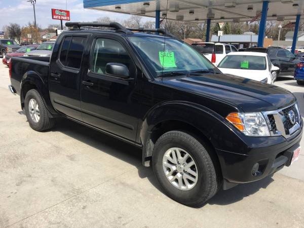 ★★★ 2018 Nissan Frontier Crew Cab 4x4 / 19k Miles ★ for sale in Grand Forks, ND – photo 4