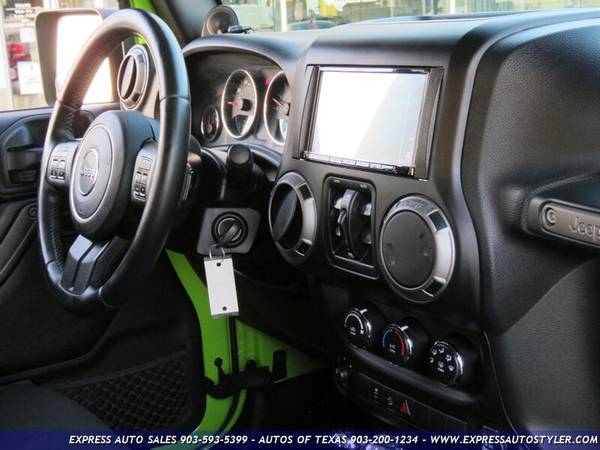 2013 JEEP WRANGLER UNLIMITED/4X4/CLEAN CARFAX/ BLUETOOTH/WE... for sale in Tyler, TX – photo 16