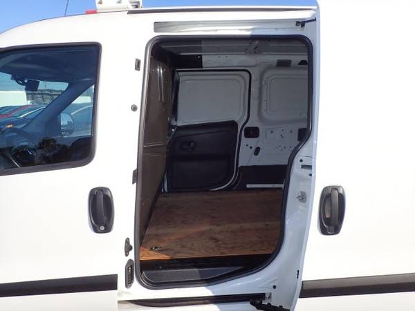 2015 RAM ProMaster City Cargo Van SLT van White for sale in Waterford Township, MI – photo 6