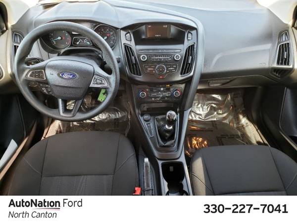 2018 Ford Focus SE SKU:JL215568 Sedan for sale in North Canton, OH – photo 15