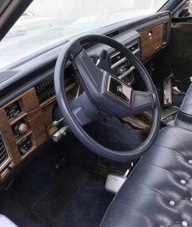 1984 Cadillac Brougham for sale in Port Hueneme, CA – photo 3