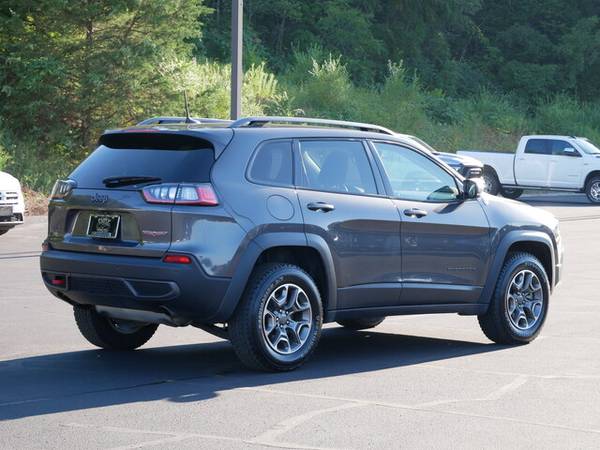 2021 Jeep Cherokee Trailhawk - - by dealer - vehicle for sale in South St. Paul, MN – photo 5