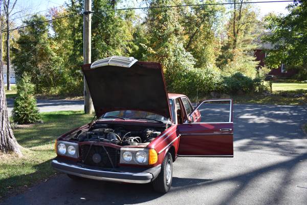 1978 Mercedes 240d 4 speed for sale in Ridgefield, CT – photo 13