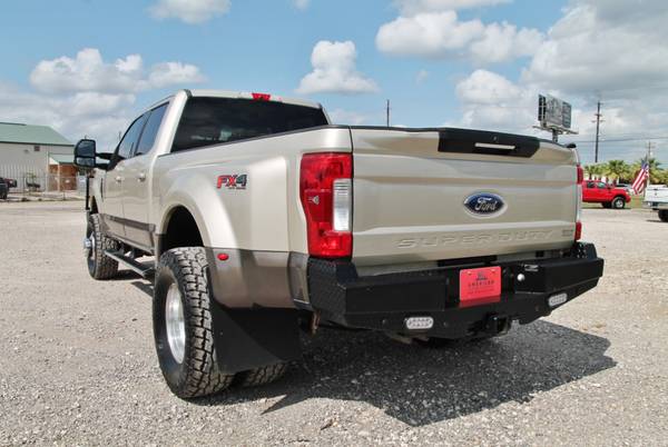 2017 FORD F-350 LARIAT ULTIMATE - NAV - PANO ROOF - NEW 35" TOYO AT... for sale in Liberty Hill, TX – photo 9