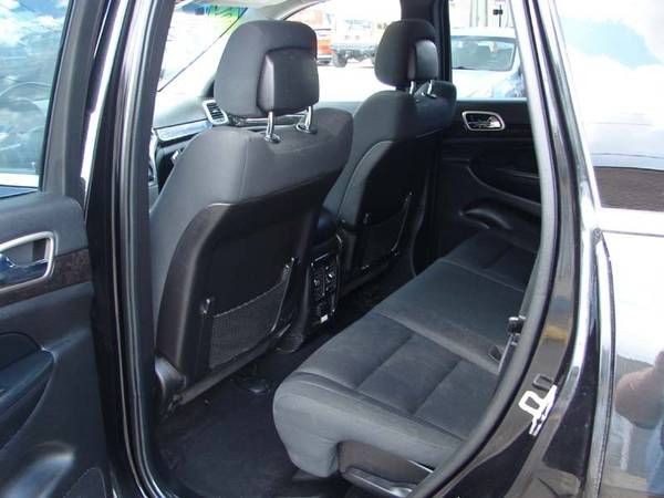 2012 Jeep Grand Cherokee 4WD 4dr Laredo . APR as low as 2.9%. As low... for sale in South Bend, IN – photo 20