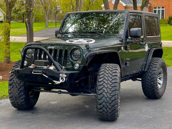2011 Jeep Wrangler 4WD 2dr Sahara HardTop for sale in Libertyville, IL – photo 2