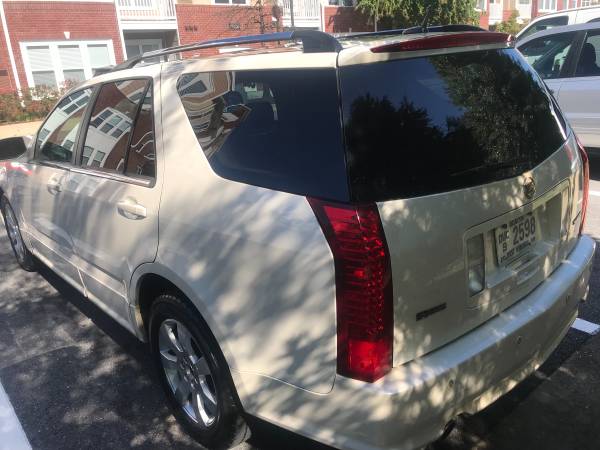 2007 Cadillac SRX fully loaded navigation dvd 156k miles for sale in Silver Spring, District Of Columbia – photo 9