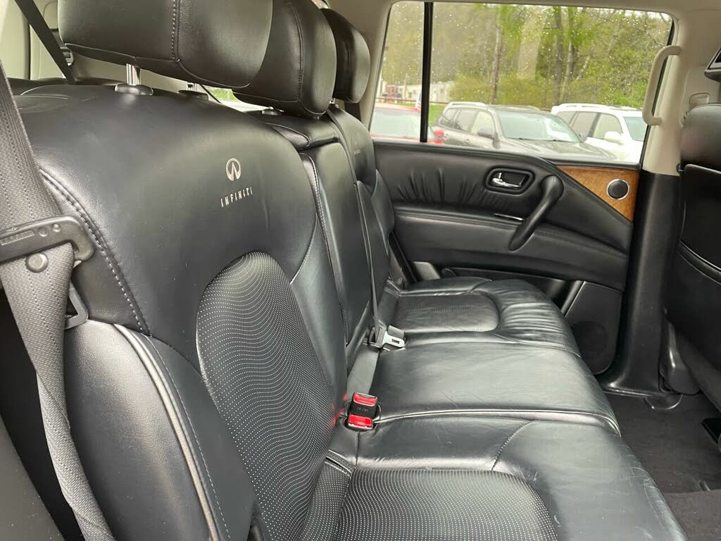 2011 INFINITI QX56 4WD with Split Bench Seat Package for sale in Sussex, NJ – photo 30