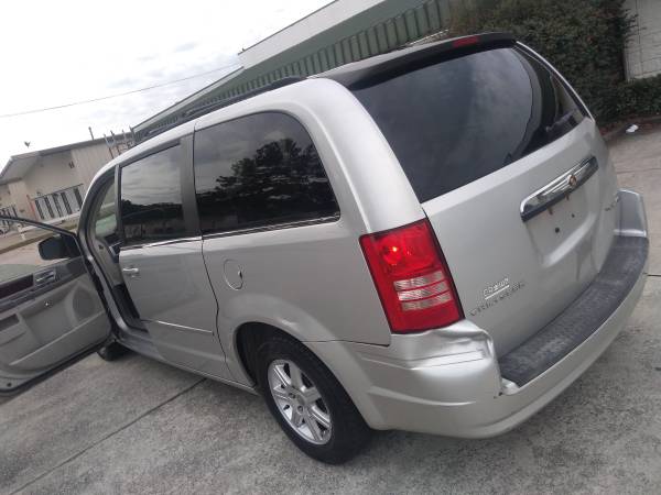 2010 Chrysler Town & country for $2500 for sale in Austell, GA – photo 6