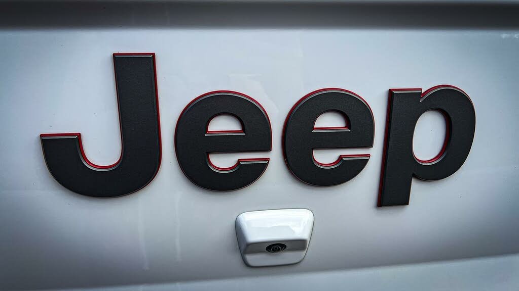 2020 Jeep Gladiator Rubicon Crew Cab 4WD for sale in Virginia Beach, VA – photo 7