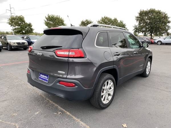 2015 Jeep Cherokee Latitude FWD - cars & trucks - by dealer -... for sale in Georgetown, TX – photo 5