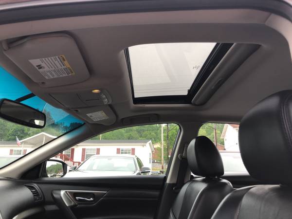 2015 Nissan Altima SL - Fully Loaded, Sunroof, Navigation, Leather for sale in Huntsville, AL – photo 8