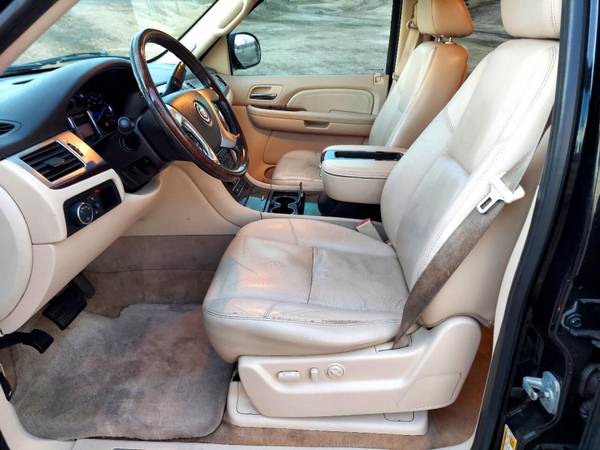 2007 Cadillac Escalade ESV - cars & trucks - by dealer - vehicle... for sale in Pueblo, CO – photo 8