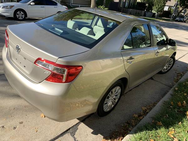 2014 Toyota Camry for sale in milwaukee, WI – photo 3