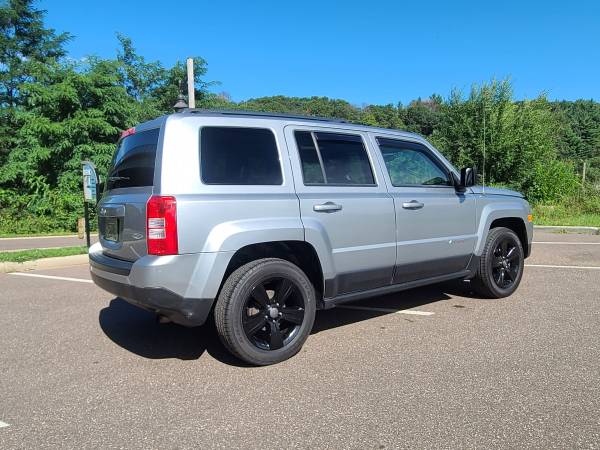 2014 Jeep Patriot High Altitude/latitude - - by dealer for sale in Eau Claire, WI – photo 17